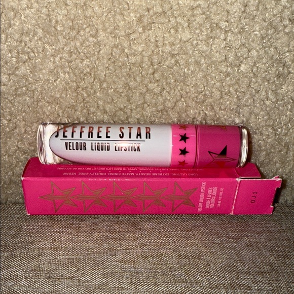 Jeffree Star Other - Jeffree Star Velour Liquid Lipstick-Drug Lord